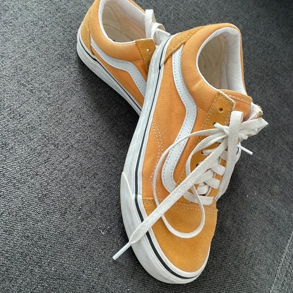 Old Skool Vans- Golden Yellow - Picture 4 of 8